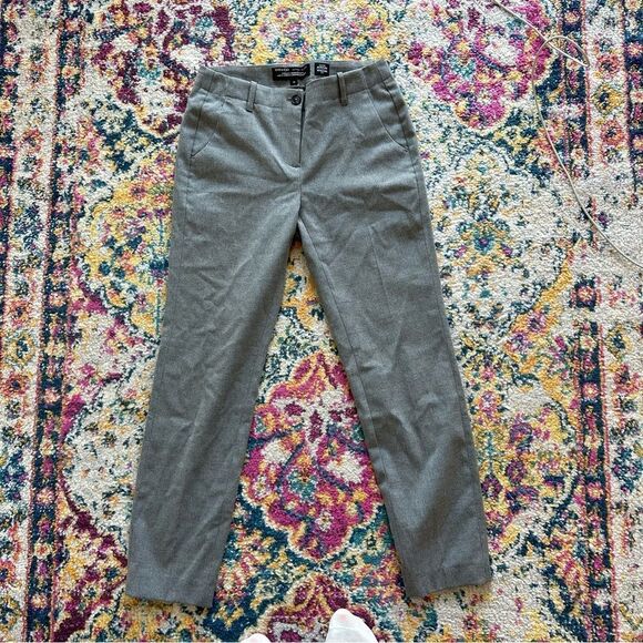 Rw& Co. Grey ankle lenght business casual workwear mid rise pants - Picture 1 of 3